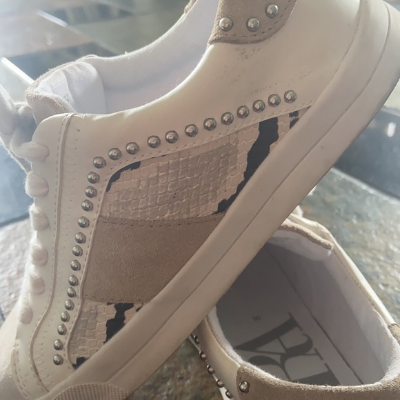 ZARA studded animal print sneaker - Picture 3 of 7